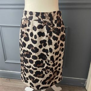 Almost New Banana Republic Silk Skirt